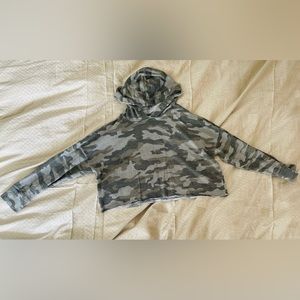 Camouflage Crop Sweatshirt
